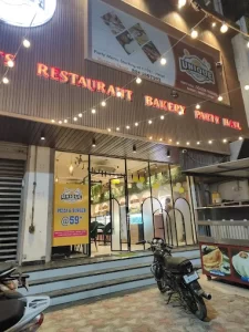 unique multicuisine restaurant